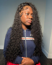 Load image into Gallery viewer, 13X4 Swiss Deep Wavy Frontal Wig
