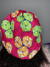 Load image into Gallery viewer, African Print  silk lined Bonnets
